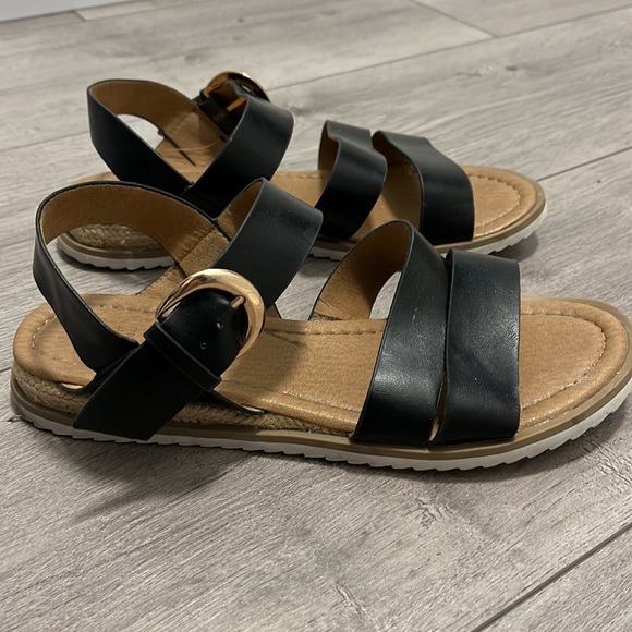 CALL IT SPRING Black Sandals - Picture 2 of 6